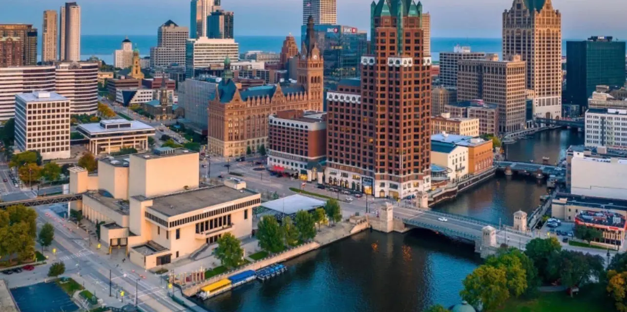 Lakefront Milwaukee Marathon