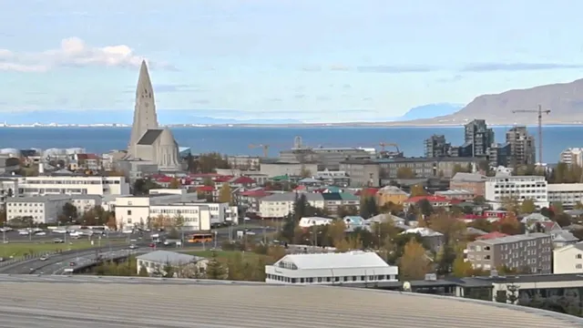 Reykjavik Introduction: Hallgrímskirkja and Perlan video thumbnail